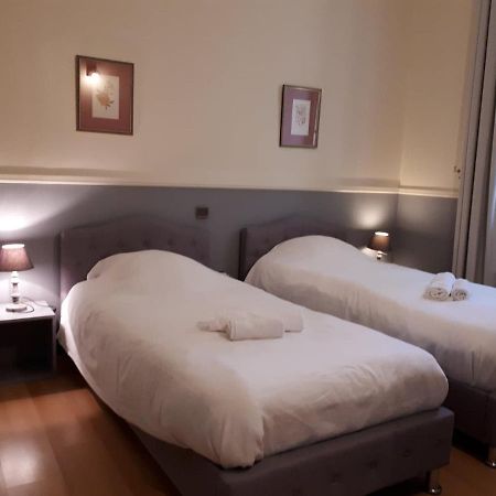 Appartement 7 Chateau Des Gipieres 몽트브륀-레-뱅 외부 사진